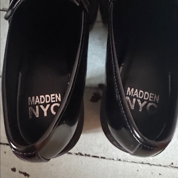 Madden NYC Size 10 Kassidy Lug Heeled Loafers - Picture 7 of 16